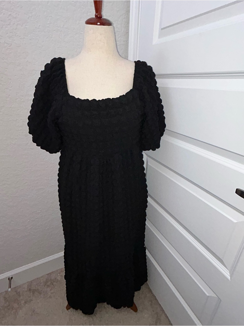New, Simply Southern Puff Sleeve Popcorn Ruffle Maxi Dress
